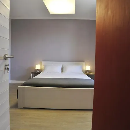 Aquarium Guest house